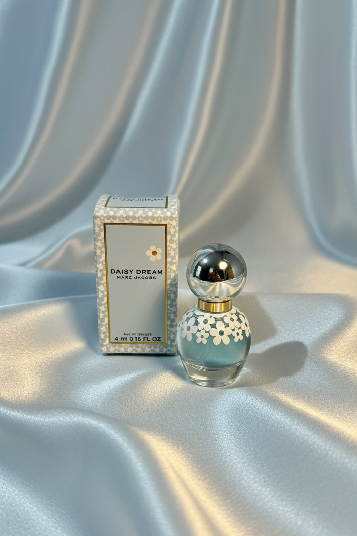 Marc Jacobs Daisy Dream – 4 mL Mini for Her