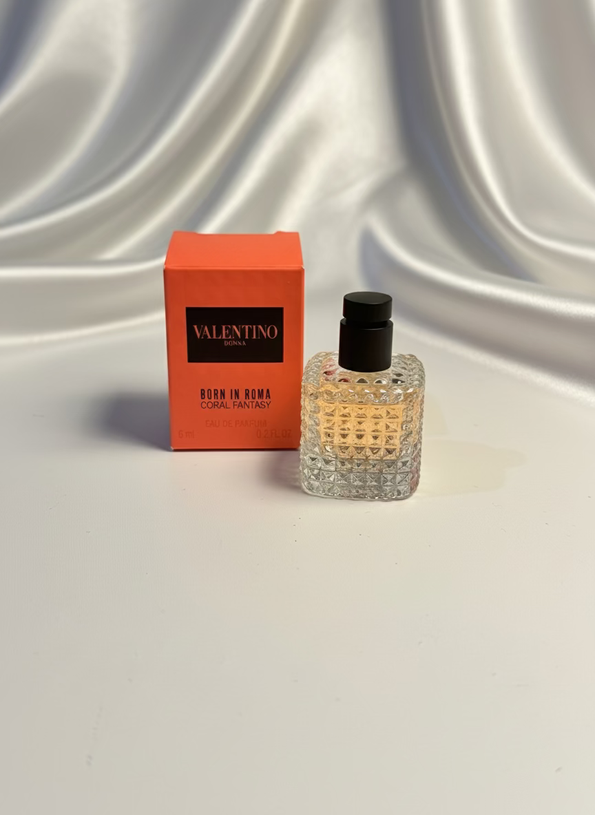 Valentino Donna Born in Roma Coral Fantasy