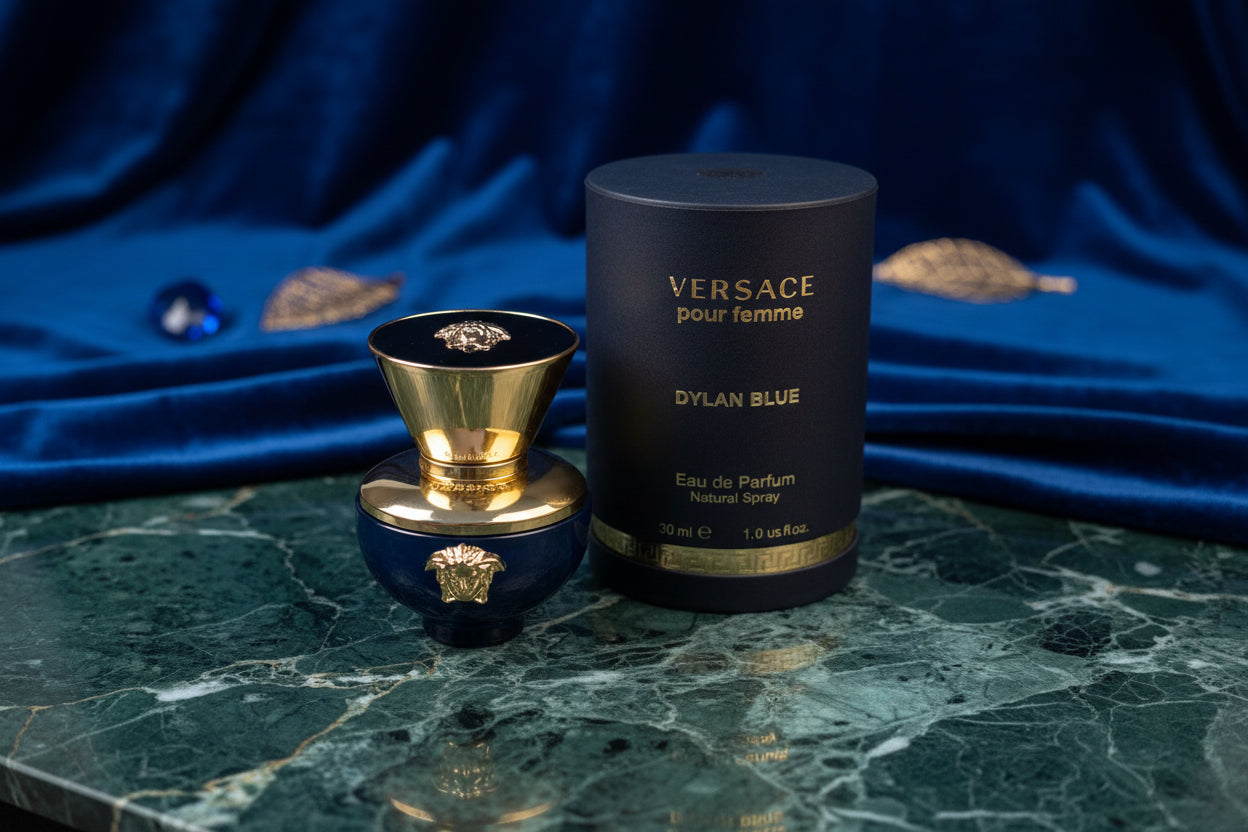 Versace Dylan Blue Pour Femme Perfume – 30 mL for her